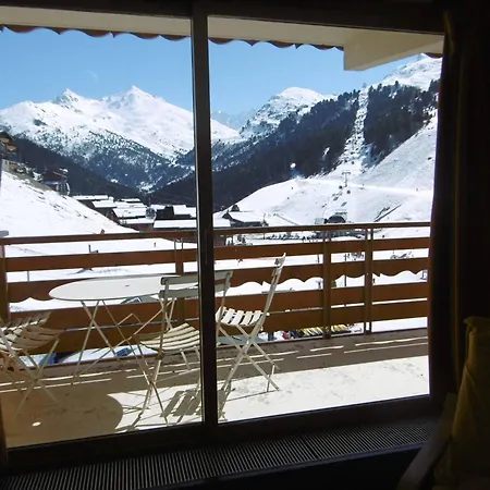 Appartement 1 Avec Balcon Sud, Centre, A Proximite Des Pistes Et Commerces Méribel