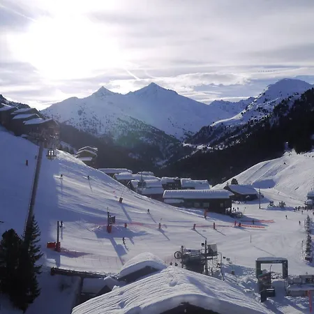 Appartement 1 Avec Balcon Sud, Centre, A Proximite Des Pistes Et Commerces *